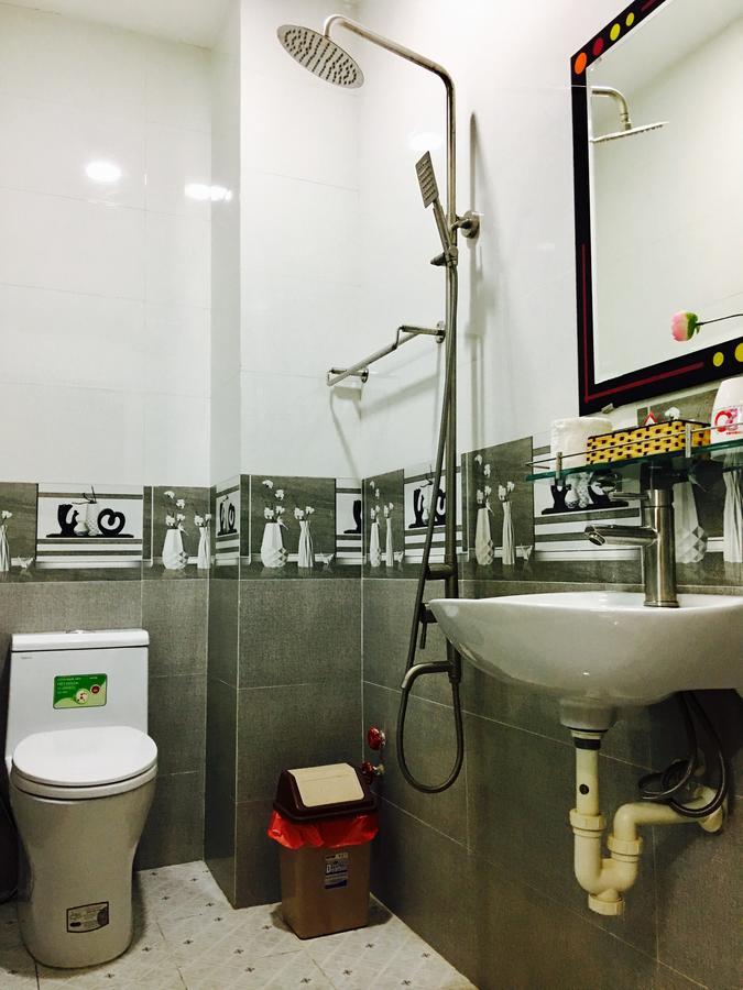 Phu Thanh Hotel Ho Chi Minh City Bagian luar foto